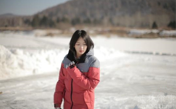 东论教育-周冬雨高考总分仅154 这就是迟迟不