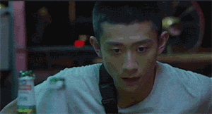 譬如,《泰囧》里的王宝强既是魔幻性表演,也是