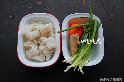 男人最爱的下酒菜,焯一焯拌一拌5分钟就能上桌