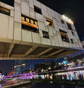 文化广场看到悬空建筑，设计太厉害了