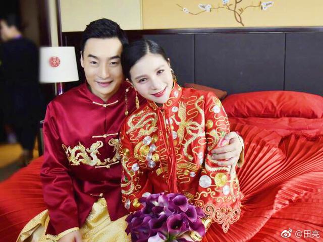 世界冠军秦凯何姿大婚,田亮微博送祝福,言语欠妥显示情商不足!