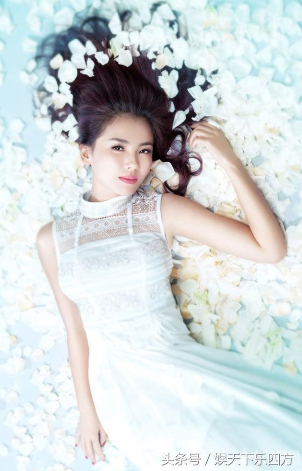 五美齐晒第三季婚纱照 你喜欢哪款?刘涛端庄 曲筱绡活泼俏皮 蒋欣娘娘吉祥
