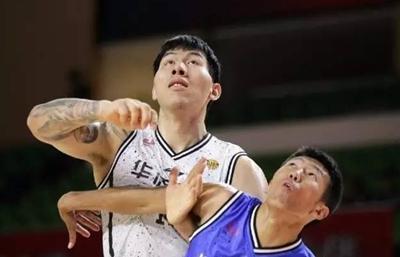 中国篮坛最强壮球员 身高2米05体重接近奥尼尔