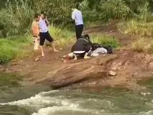 浙江台州遭雷电、暴雨袭击 30岁女子在溪边被雷劈中