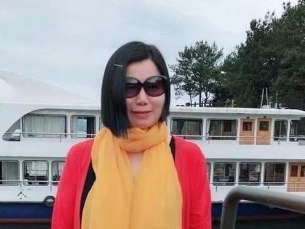 不要在变老过程中丢弃自信,那怕老了也要优雅老去