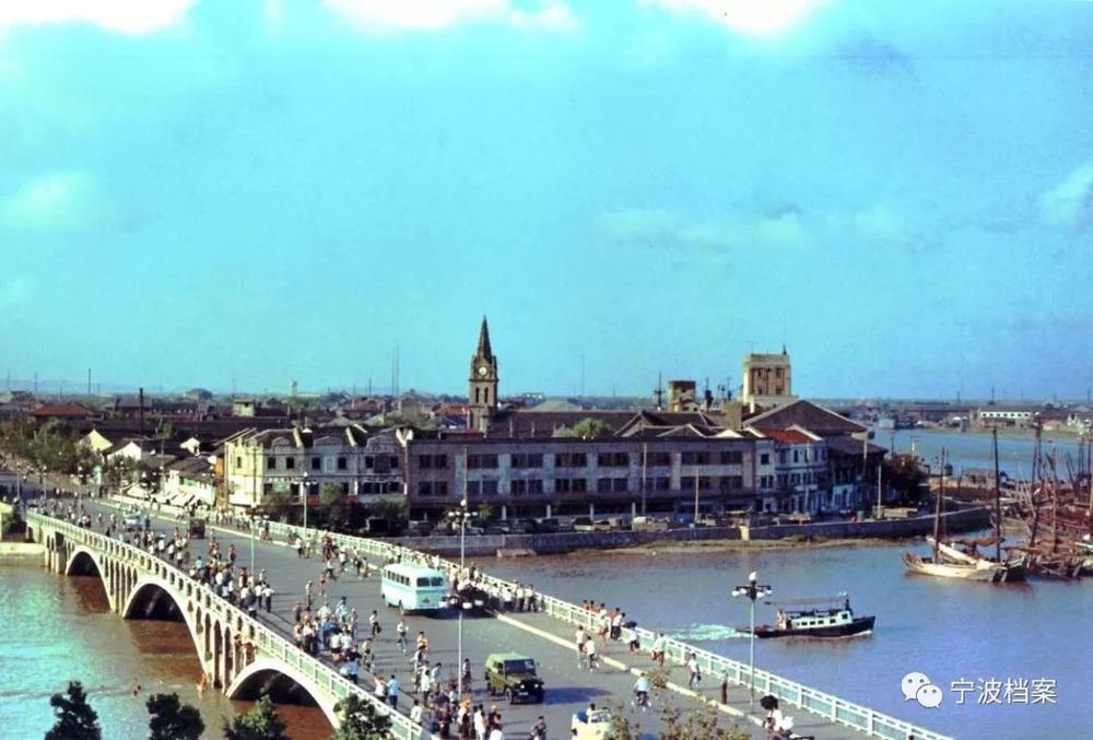 罕见老照片曝光你见过民国时期的灵桥吗