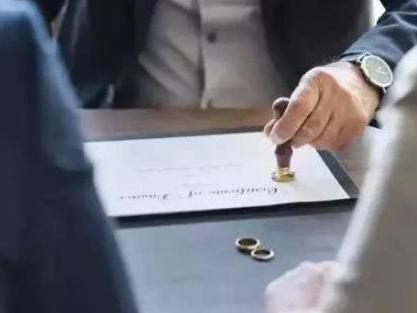 宁波女子闪婚生子后被净身出户,渣男打了张