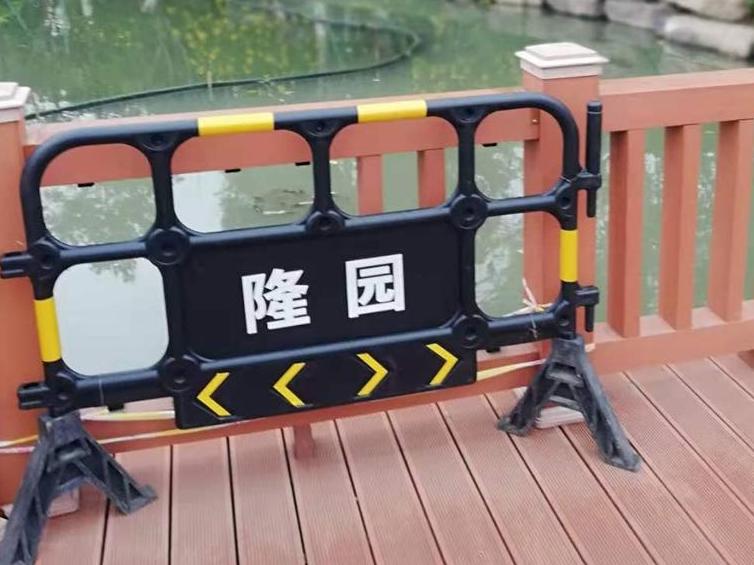 鄞州公园成了新的网红打卡点,我对九曲桥提个建议