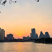 夕阳西下寒风凛冽三江