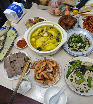 佛跳墙，海参，鲍鱼…老婆烧的年夜饭高大上