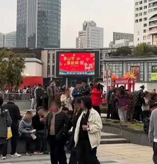 天一阿毛饭店排长队