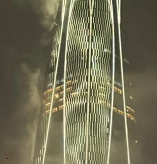 宁波丽思卡尔顿开始开灯了！