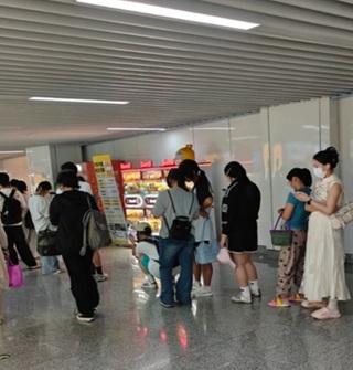 宁波火车站怎么会有这么多人排队买肉夹馍